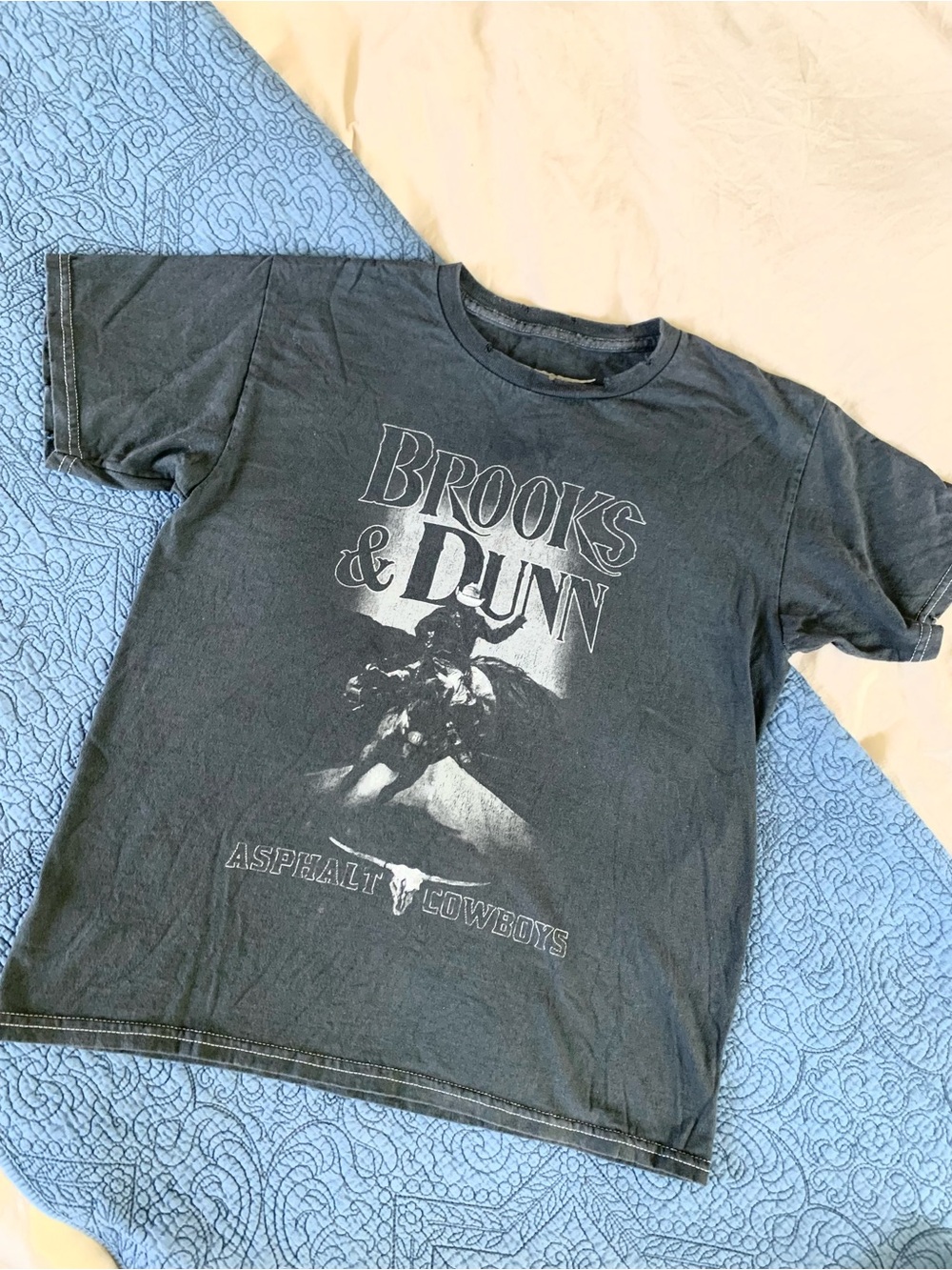 Vintage Country Music tee. Brooks and Dunn. Women’s small/youth large.